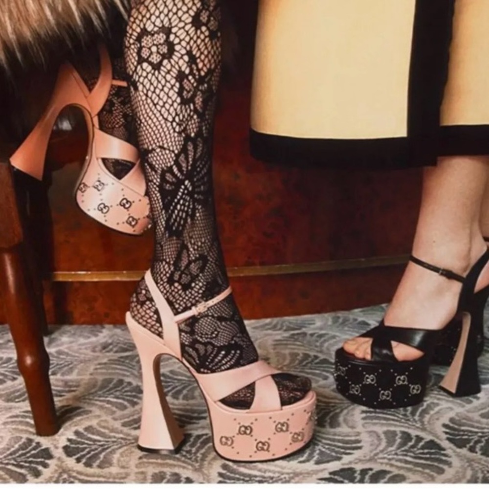 Gucci studded platform slide sandals Malaga size 39.5/9.5